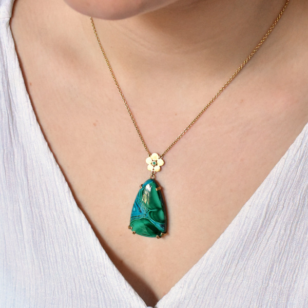 Collier en or jaune, azurite-malachite, tourmaline